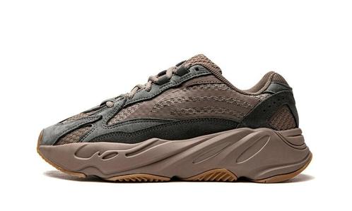 Yeezy Boost 700 V2 Mauve, Kleding | Heren, Schoenen