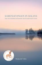 Samenlevingen in balans 9789020211245 Marja de Vries, Verzenden, Gelezen, Marja de Vries