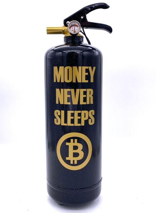 MVR - Extinguisher Money Never Sleeps - Bitcoin, Antiek en Kunst, Kunst | Designobjecten