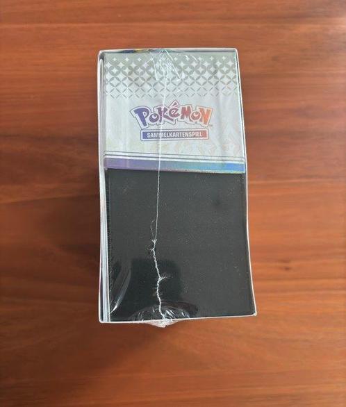 The Pokémon Company - 1 Sealed box - prismatische, Hobby en Vrije tijd, Verzamelkaartspellen | Pokémon