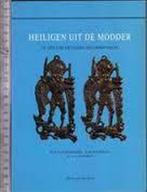 Heiligen uit de modder 9789060115596 Heeringen, Verzenden, Gelezen, Heeringen