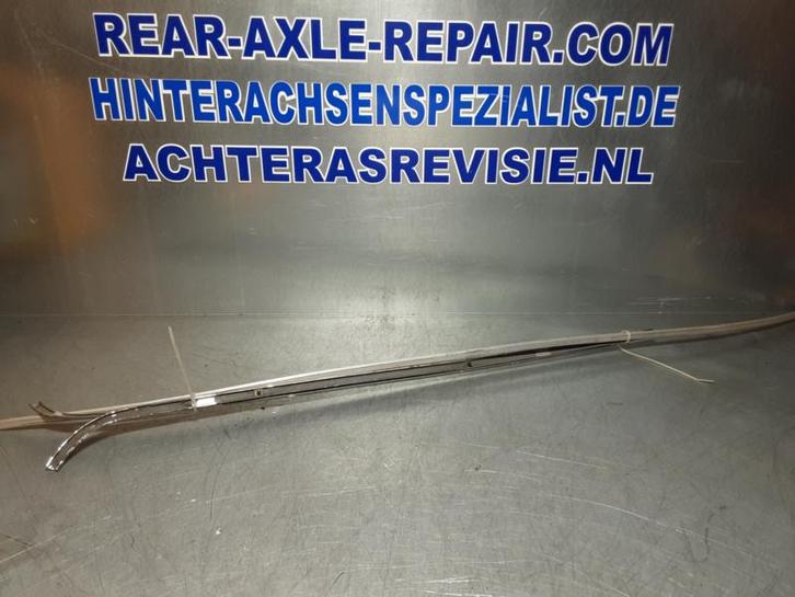 Van het vinyldak van een Opel Manta A Berlinetta, de sier..., Auto-onderdelen, Carrosserie en Plaatwerk, Gebruikt, Opel, Verzenden