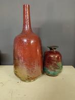 Vaas (2) - Faience - Set van 2 vazen