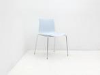 Kantinestoel Arper Catifa - lichtblauw - 4-poot chroom, Huis en Inrichting, Stoelen, Ophalen of Verzenden, Gebruikt