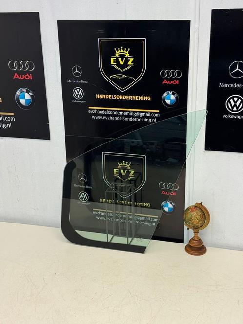 Opel Vivaro-Renault driehoek ruit links voor bj.2015, Auto-onderdelen, Ruiten en Toebehoren, Gebruikt, Opel, Renault