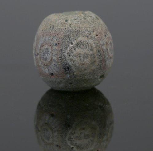 Oud-Romeins Mozaïek glas Gezichtskralen, waarschijnlijk, Sieraden, Tassen en Uiterlijk, Antieke sieraden