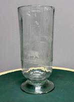 Vaas - Glas - met de hand gegraveerd, jachtmotieven, Antiek en Kunst, Antiek | Glas en Kristal