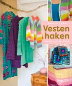 Vesten haken 9789024585656 Saskia Laan, Boeken, Verzenden, Zo goed als nieuw, Saskia Laan