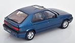 Triple9 1:18 - Modelauto - Renault 19 - 1994 - Blauw, Hobby en Vrije tijd, Modelauto's | 1:5 tot 1:12, Nieuw