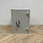 Tweedehands Sistec Brandwerende kluis vv 1 legbord en, Ophalen of Verzenden, Gebruikt