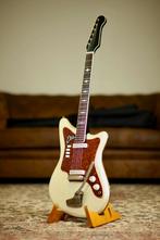 Eko 500 V2 Jazzmaster 1963 | Silver Sparkle, Muziek en Instrumenten, Snaarinstrumenten | Gitaren | Elektrisch, Nieuw