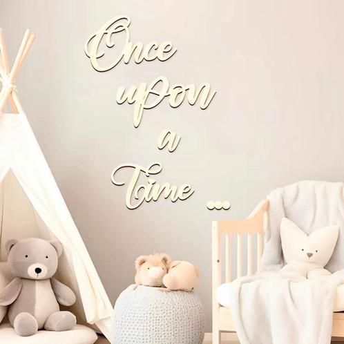 Houten wand tekst decoratie One Upon a Time ..., Kinderen en Baby's, Kinderkamer | Inrichting en Decoratie, Wanddecoratie, Nieuw