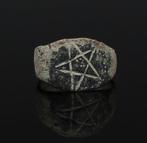 Middeleeuws Brons Ring met een pentagram  (Zonder