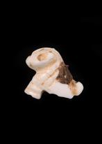 West-Aziatisch Witte hardsteen Zoomorphic Amuletic Bead
