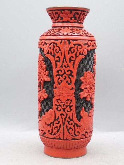 Vaas - vernis - China (Zonder Minimumprijs), Antiek en Kunst, Antiek | Overige Antiek