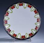 A Bouvier - Bord - Wit porseleinen bord met modernistisch