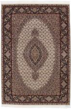 Nieuwe hoogwaardige Tabriz wollen en zijden Mahi tapijt -