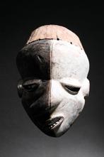 Masque Mbangu - Pende - DR Congo (Zonder minimumprijs), Antiek en Kunst