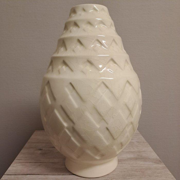 Boch Frères - Charles Catteau - Vaas - pine-appel - Keramiek, Antiek en Kunst, Antiek | Glas en Kristal