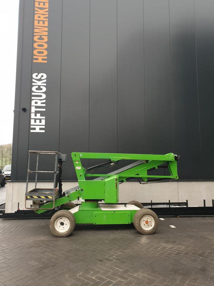 Nifty HR12NE -  Elektrische Schaarhoogwerker, Zakelijke goederen, Machines en Bouw | Heftrucks en Intern transport, Ophalen of Verzenden