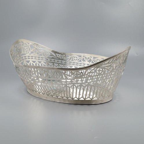 C.L.J. Begeer (Utrecht 1914) - Broodmand - .833 zilver, Antiek en Kunst, Antiek | Goud en Zilver