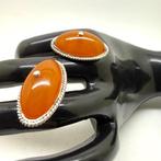 Oude zilveren manchetknopen met Baltisch amber cabochons -