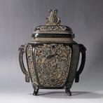 Japanse bronzen wierookbrander (koro) met