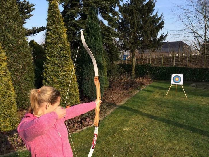 Boogschieten huren / te huur op locatie incl. begeleiding., Hobby en Vrije tijd, Feestartikelen | Verhuur, Zo goed als nieuw, Ophalen of Verzenden