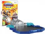 Skylanders Superchargers Racing (game + portal) (Nintendo..., Spelcomputers en Games, Games | Nintendo Wii, Vanaf 3 jaar, Gebruikt