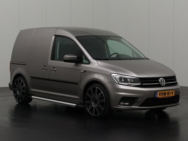 Volkswagen Caddy L1 H1 2020 €234 per maand, Auto's, Bestelauto's, Dealer onderhouden, Lease, Zwart, Handgeschakeld, Financial lease