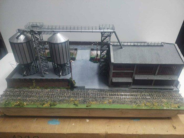 dioramemachete.ro H0 - Modeltreinlandschap (1) - Met de hand, Hobby en Vrije tijd, Modeltreinen | H0