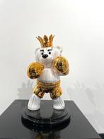 Van Apple - The Boxing Bear Gold