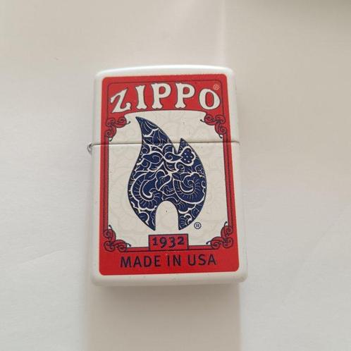 Zippo - Zippo Lighter & Bicycle Rider Back Playing Cards, Verzamelen, Rookartikelen, Aanstekers en Luciferdoosjes