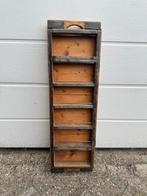 Mal Industrieel design - Brick Mould - Retro Shelving