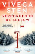 Verborgen in de sneeuw / De Åre moorden / 1 9789021051451, Boeken, Verzenden, Zo goed als nieuw, Viveca Sten