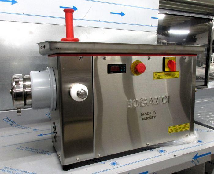 Gehaktmolen 32 Bogazici, met gekoelde RVS kop, NIEUW, Zakelijke goederen, Horeca | Keukenapparatuur, Gebruikt