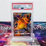 Pokémon Graded card - Charizard GX #SM211 Black Star Promo, Nieuw