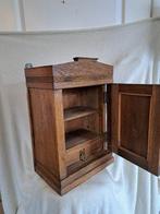 Medicijnkastje - met Sleutel - Eik - Hangkastje, Antiek en Kunst