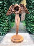 Sculptuur - Naakte vrouwelijk engel - IJzer (gegoten)