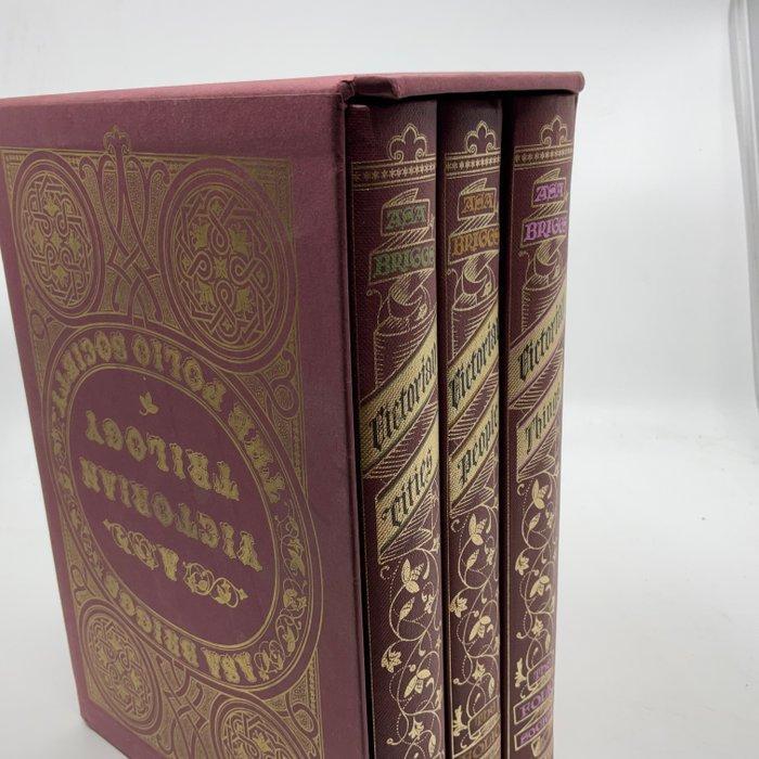 Asa Briggs - A Victorian Trilogy: Victorian Cities., Antiek en Kunst, Antiek | Boeken en Bijbels