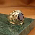10 Krt. Forsyth County High School Class ring met granaat..., Sieraden, Tassen en Uiterlijk, Antieke sieraden, Ophalen of Verzenden