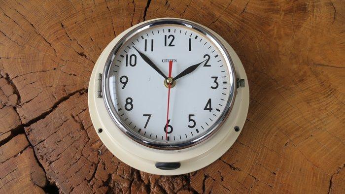 Wandklok - Citizen - Glas, Staal - 1980-1990 - Industriële, Antiek en Kunst, Antiek | Wandborden en Tegels
