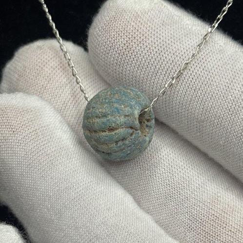Oud-Egyptisch Faience Kralenketting op een sterlingzilveren, Sieraden, Tassen en Uiterlijk, Antieke sieraden