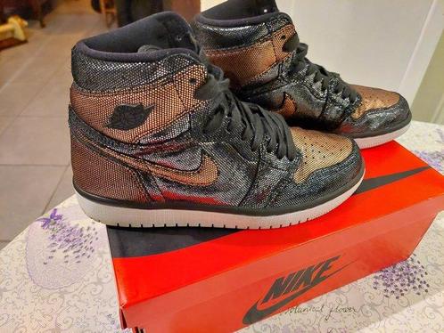 Nike - Jordan 1 Retro High Fearless Metallic Rose Gold -, Kleding | Heren, Schoenen