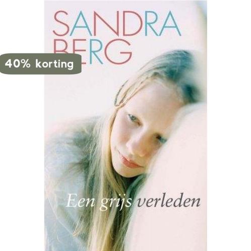 Een grijs verleden 9789020529142 Sandra Berg, Boeken, Romans, Gelezen, Verzenden