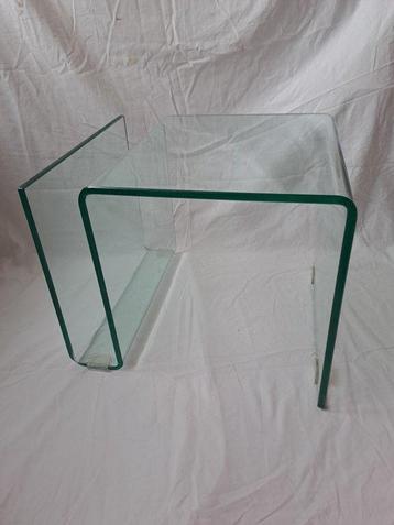 Bijzettafel - Glas - bijzettafel met tijdschriftengedeelte beschikbaar voor biedingen