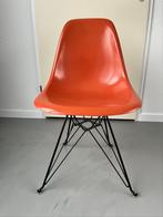 Eames fiberglass chair, Nieuw