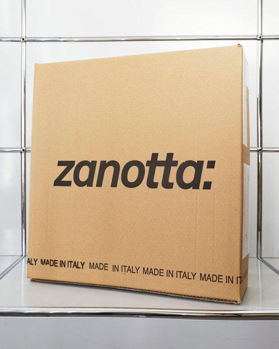 Zanotta - Achille Castiglioni - Kruk - Mezzadro - Geel -, Antiek en Kunst, Kunst | Designobjecten