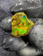 26ct Kristal Opaal Ruw- 5,2 g, Verzamelen, Mineralen en Fossielen