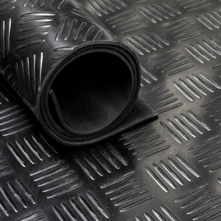 Rubber loper / rubbermat op rol Traanplaat 3mm - Breedte 150, Doe-het-zelf en Verbouw, Overige Doe-het-zelf en Verbouw, Verzenden